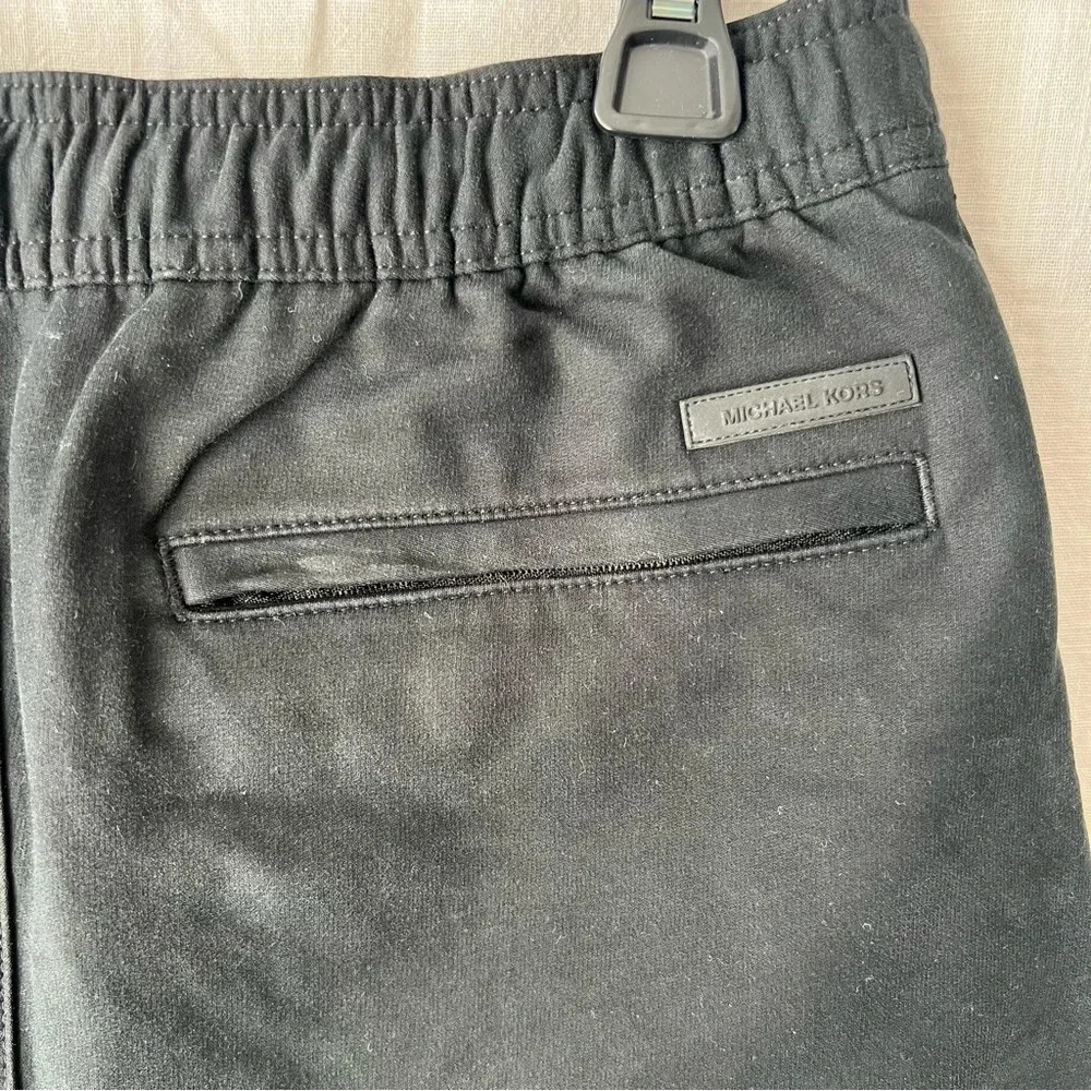 Michael Kors Men's, Travel Stretch Pants, Black, Small NWOT's - Picture 6 of 7